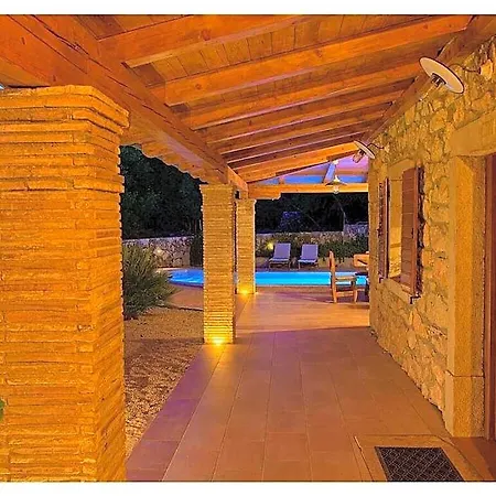 Mediterana Comfortable 2* Malinska